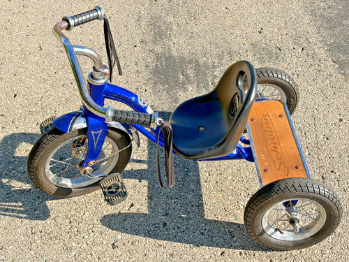 Schwinn roadster tricycle - roadster,